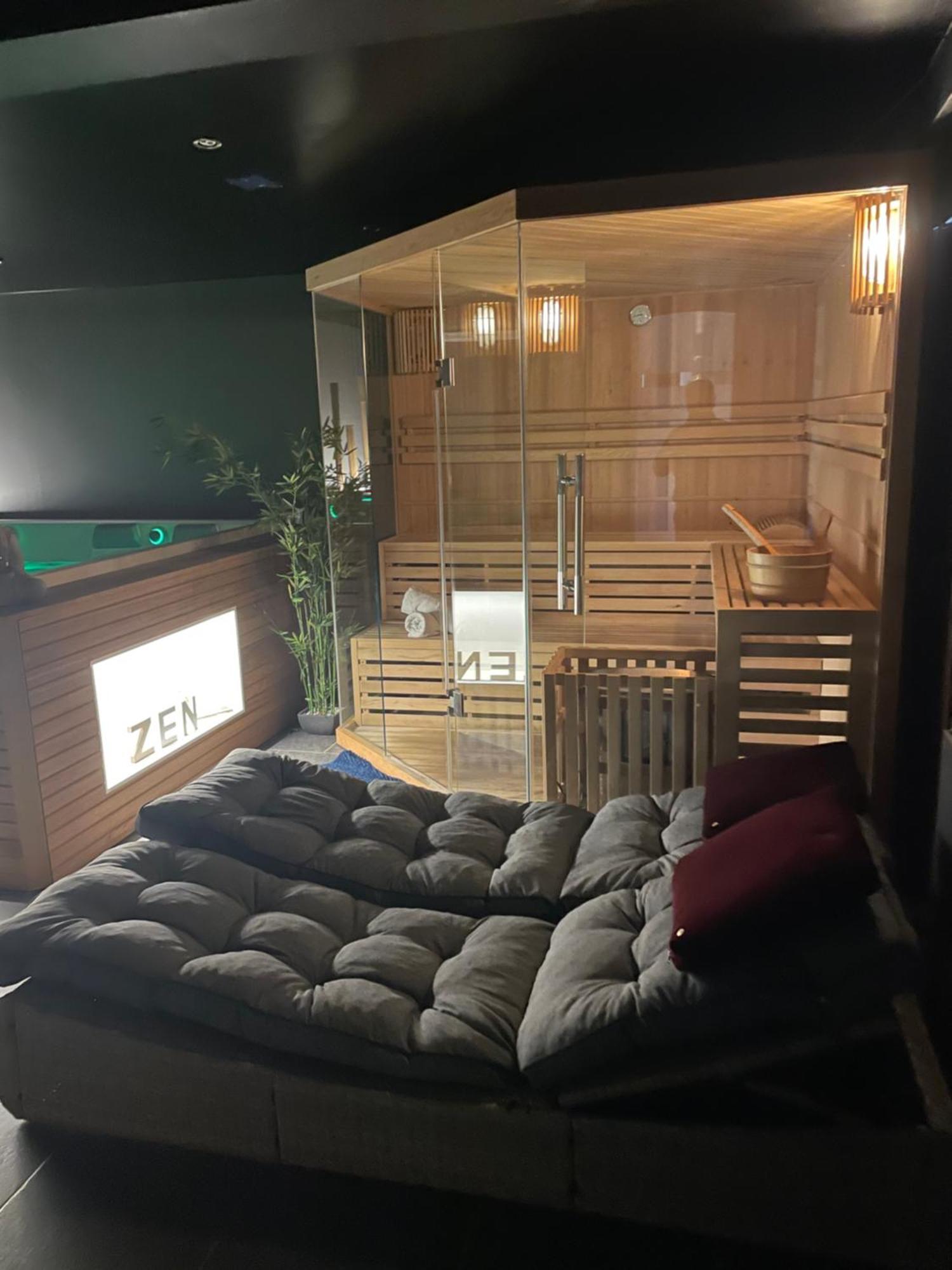 Linfinity Bed & Breakfast Baillonville Ngoại thất bức ảnh